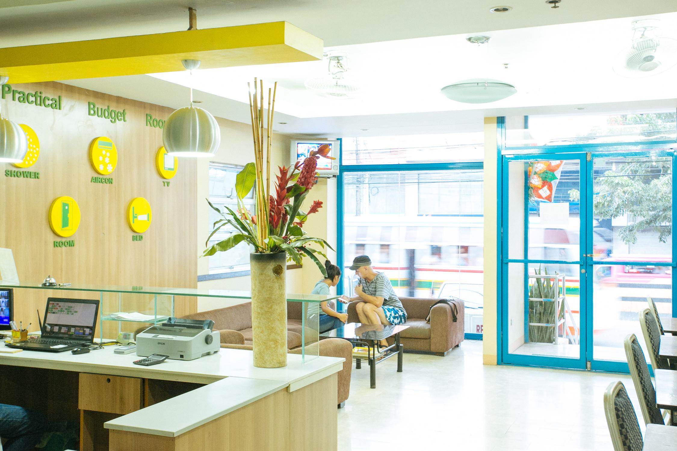 Gv Hotel Talisay Cebu Extérieur photo