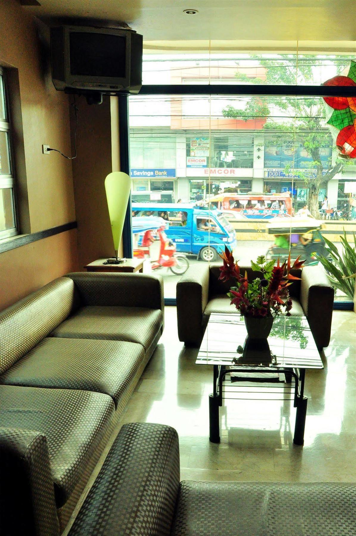 Gv Hotel Talisay Cebu Extérieur photo